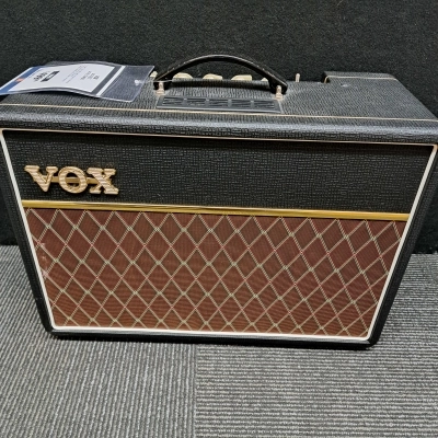 Vox - AC10C1